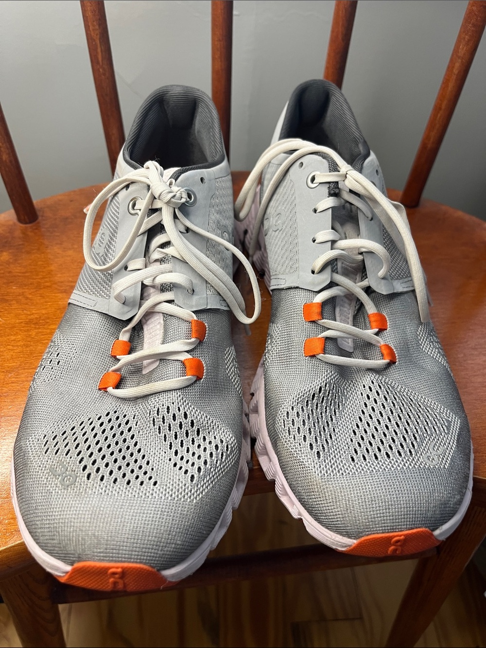 On Cloud X Sneakers Alloy Lily Gray Orange Pink Athletic Shoes Size 9 EUC - Picture 2 of 8